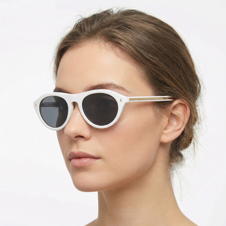 Retro Oval Sunglasses - Keyhole Bridge Tinted