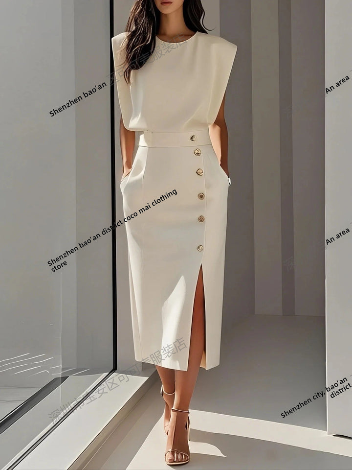 Tight-Waist Split Dress